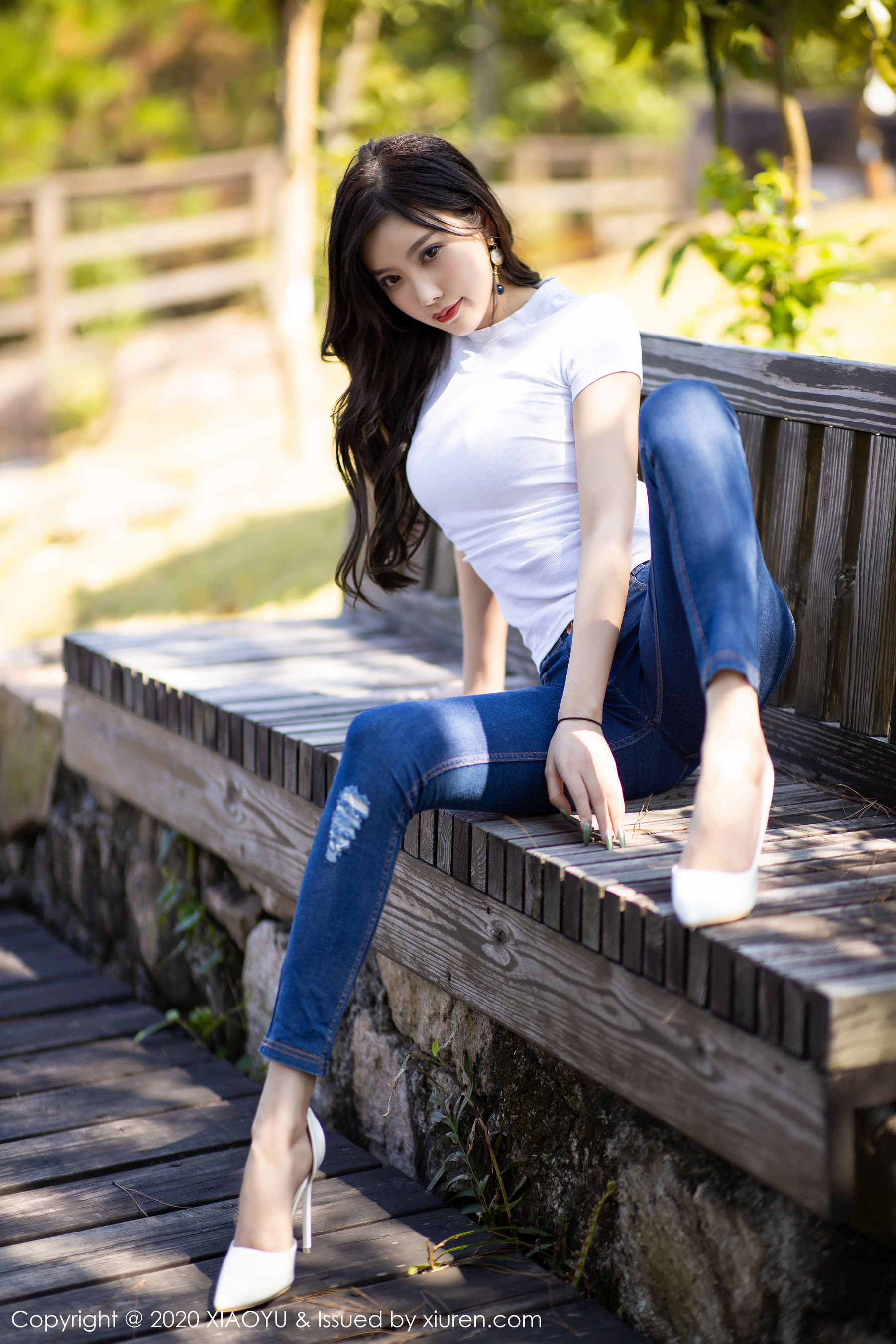 [LangkhaIxia XIAOYU] Vol.300 Yang Chenchen Sugar “The best body under jeans” photo collection