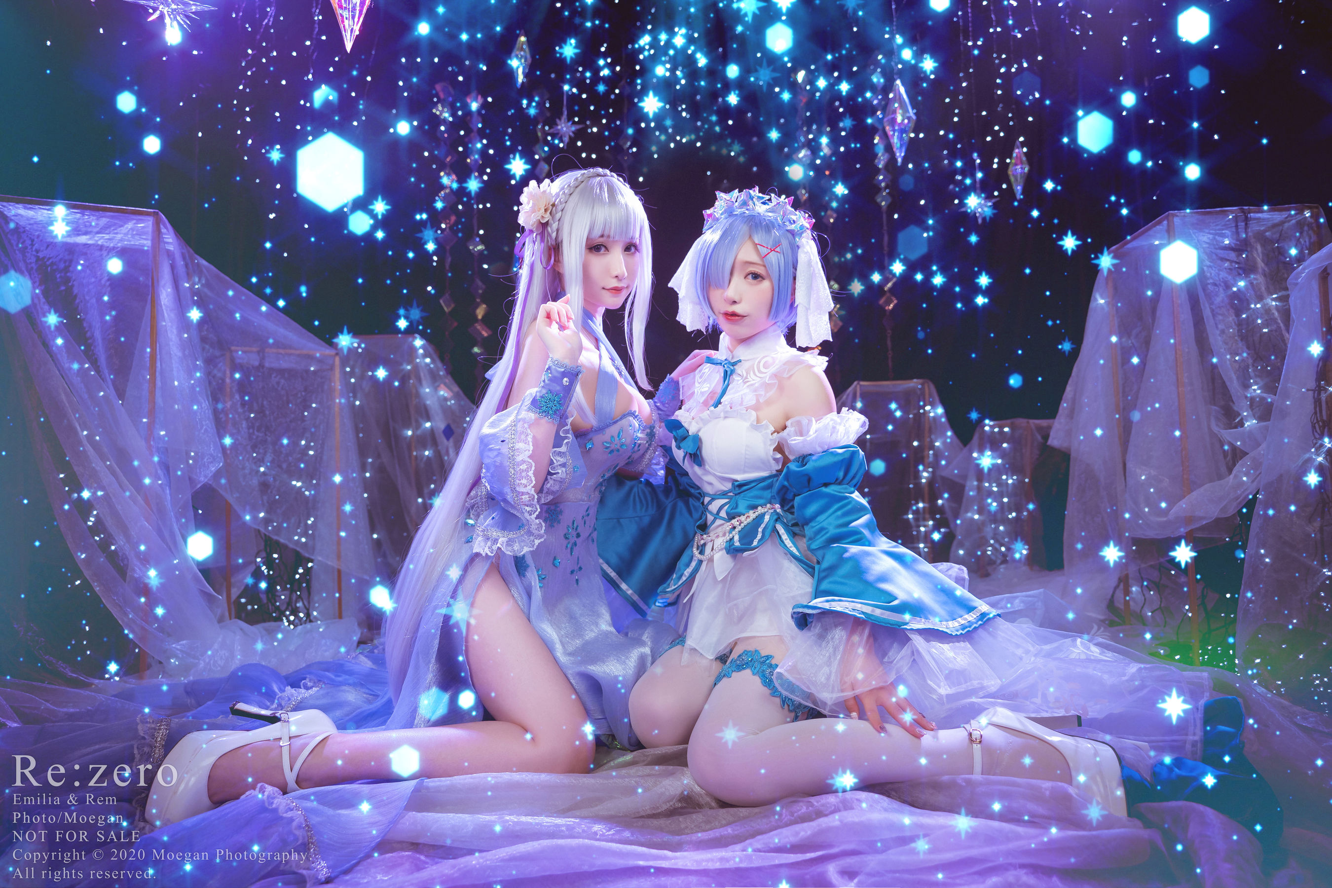 Miyana Mi & Zi Tao – Crystal Dress Photo Set