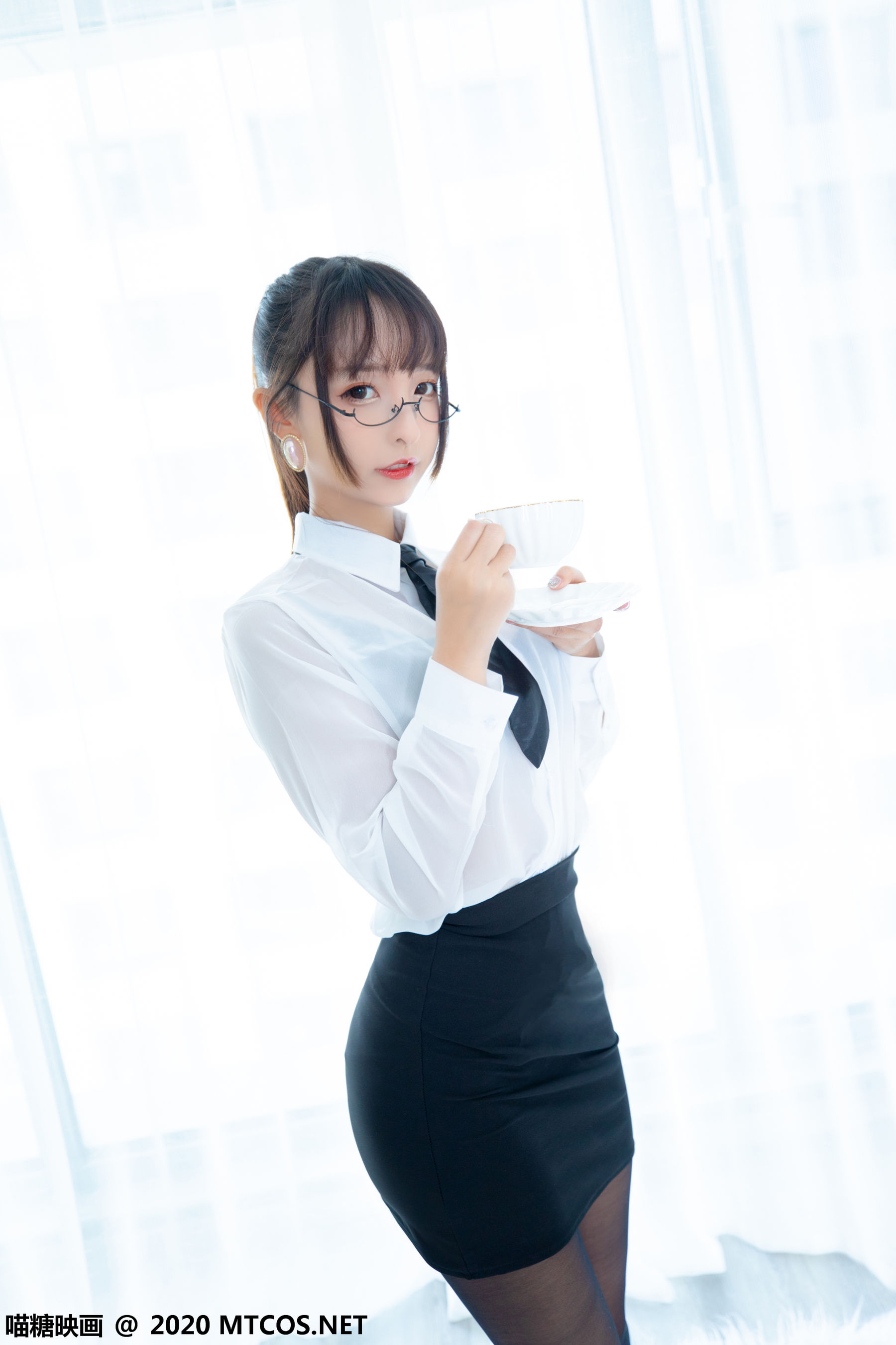 [糖] Vol.202 “OL uniform skirt” photo set