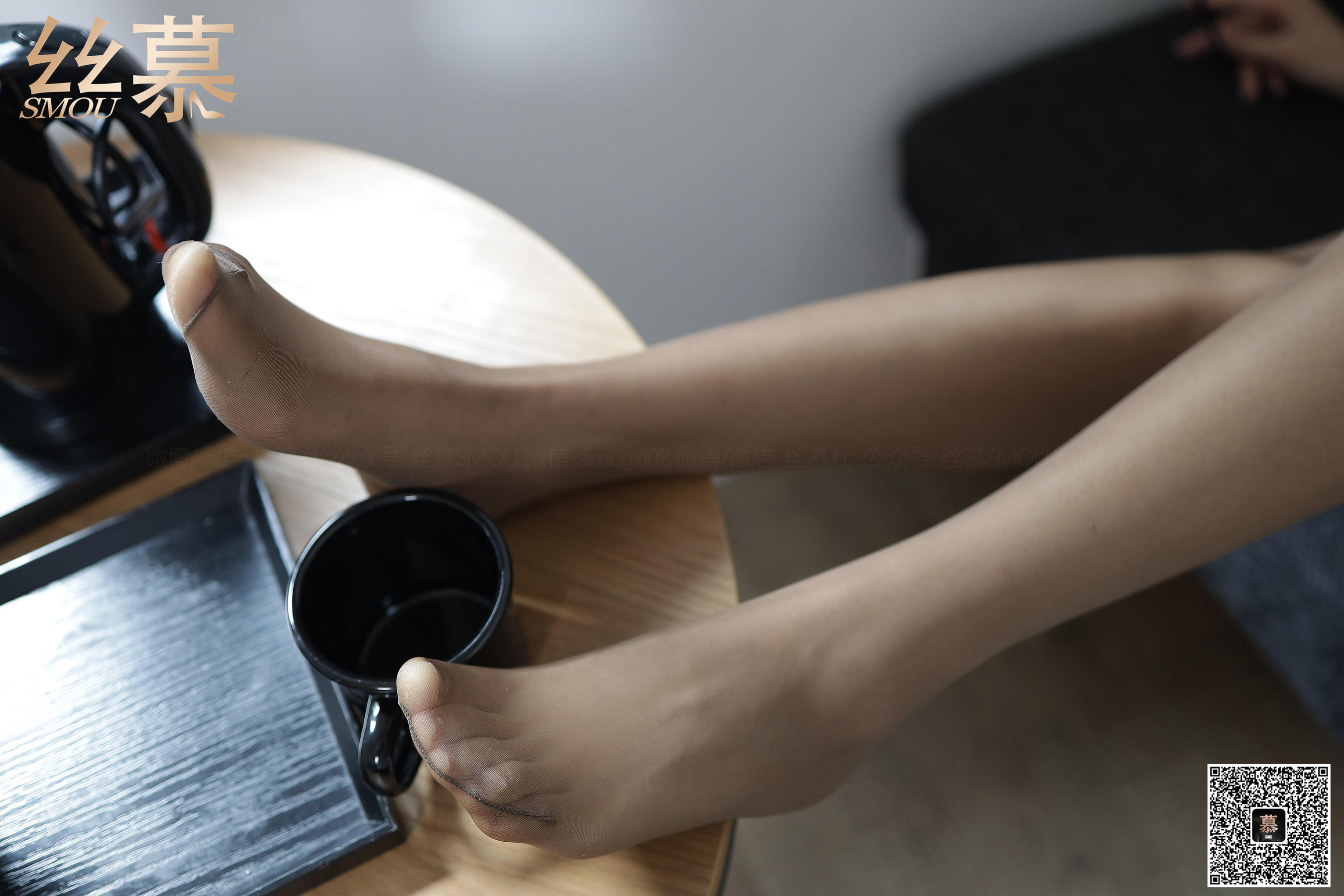 [慕] TX073 Zhizhi “White Collar Coffee” stockings leg photo
