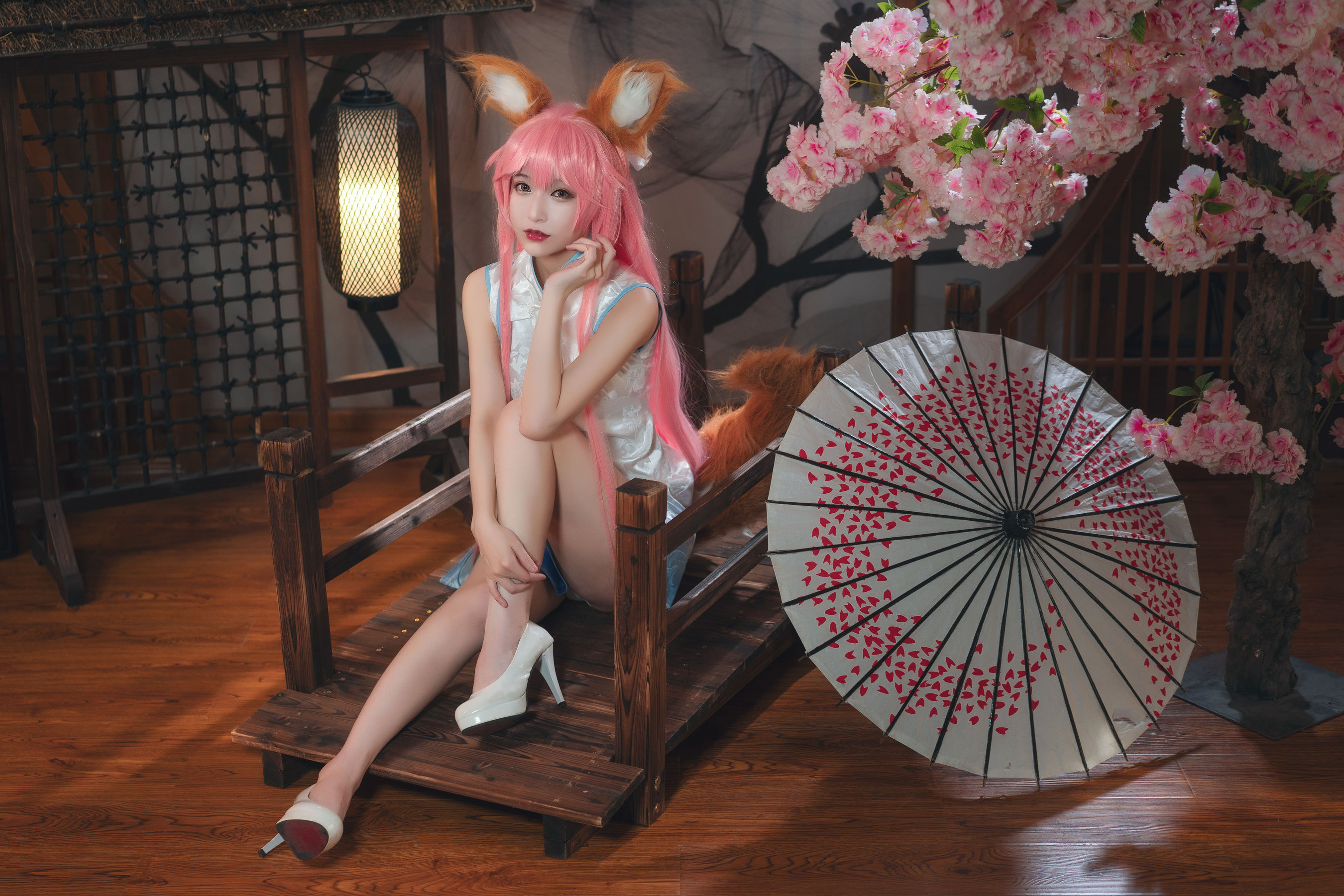 [COSPLAY] Anime blogger W Lilies Emperor W – small jade cheongsam photo set