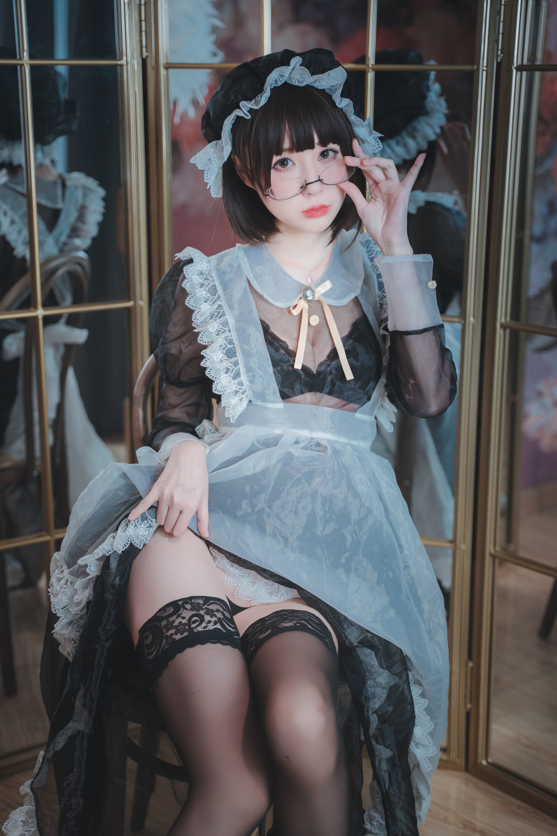 [网 红 COSER] Xiyuan Temple South Song – Transparent Maid Photo Collection