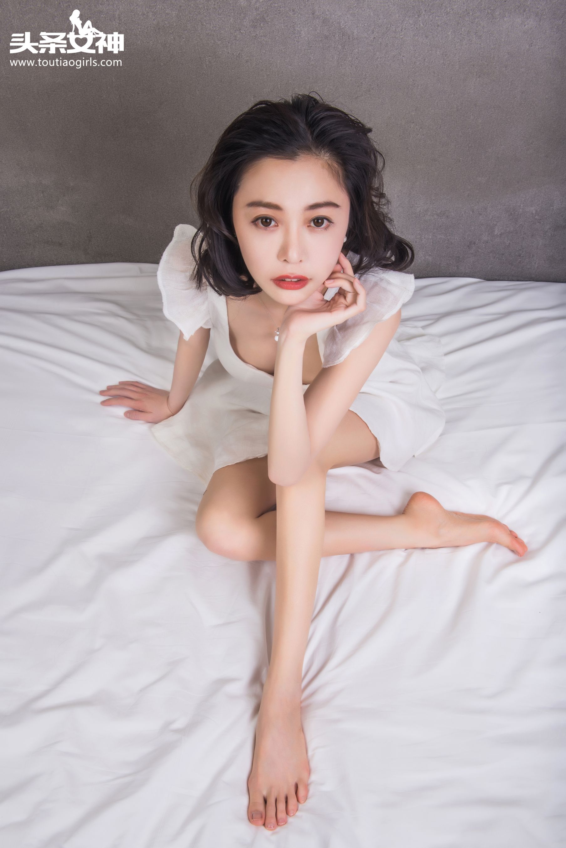 Xiaoai “Sensitive New Wife” [Headline Goddess] Photo Album