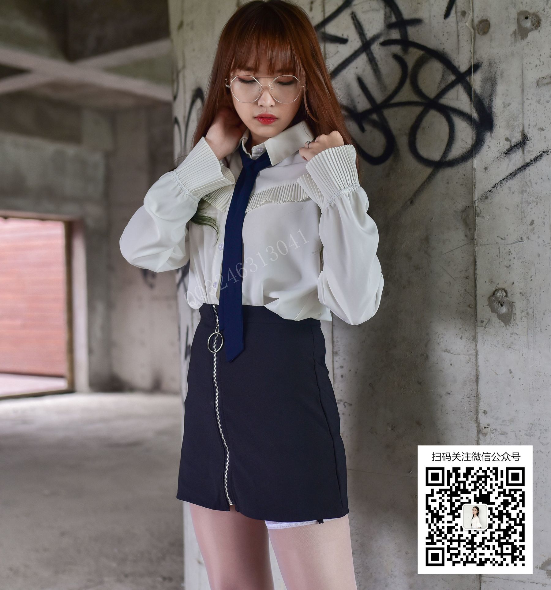 [大 模 模] No.038 Xiaolui – meat set on white silk