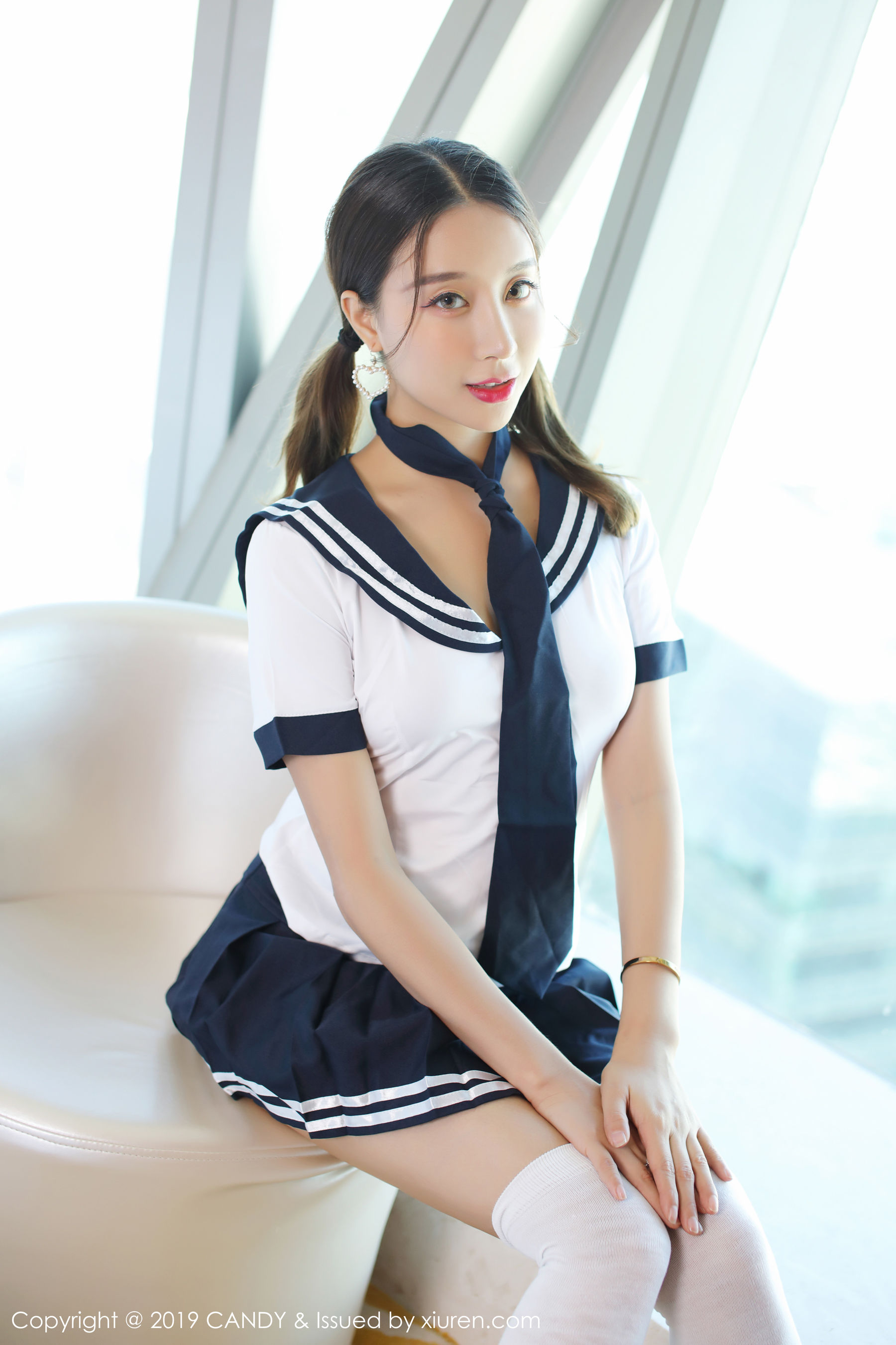 Xiaohui “Pure Student Uniform and Thong” (Candy Pictorial CANDY) Vol.073 Photo Album