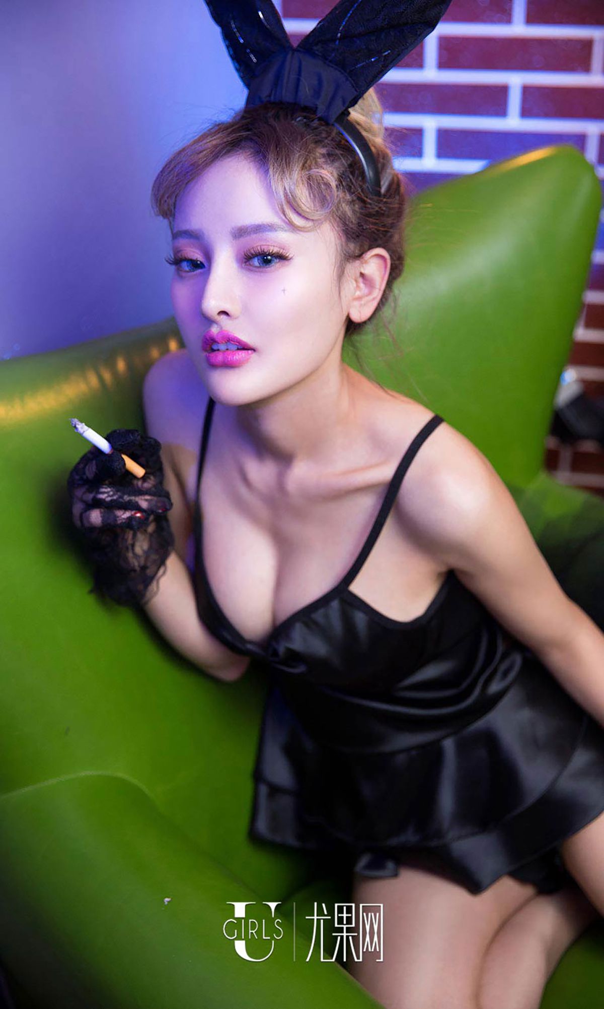 Li Sining’s “Night Party Beauty Rabbit” [爱尤物Ugirls] No.356 Photo Album