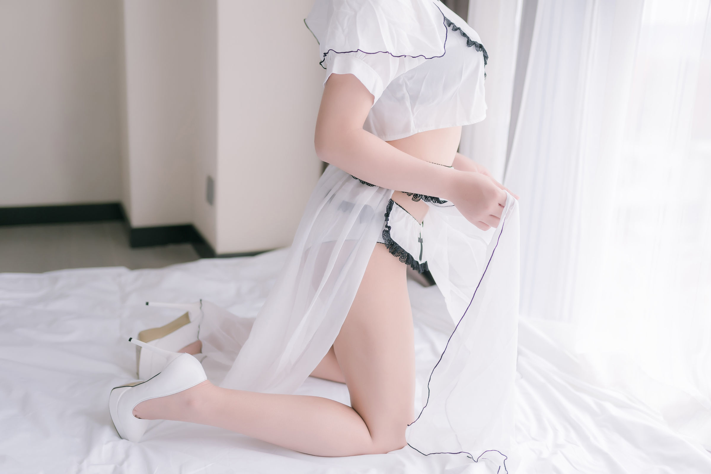COSER Take the Mozi AA Pure White Mids [COSPLAY Beauty] Photo Album