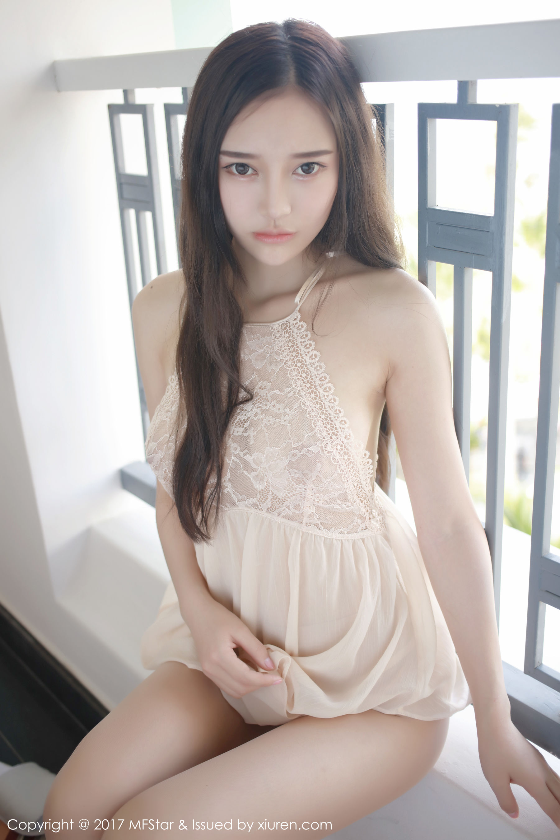Tang Qier IL “Beauty under Lace Dress Up” [Model College MFSTAR] VOL.101 Photo Collection