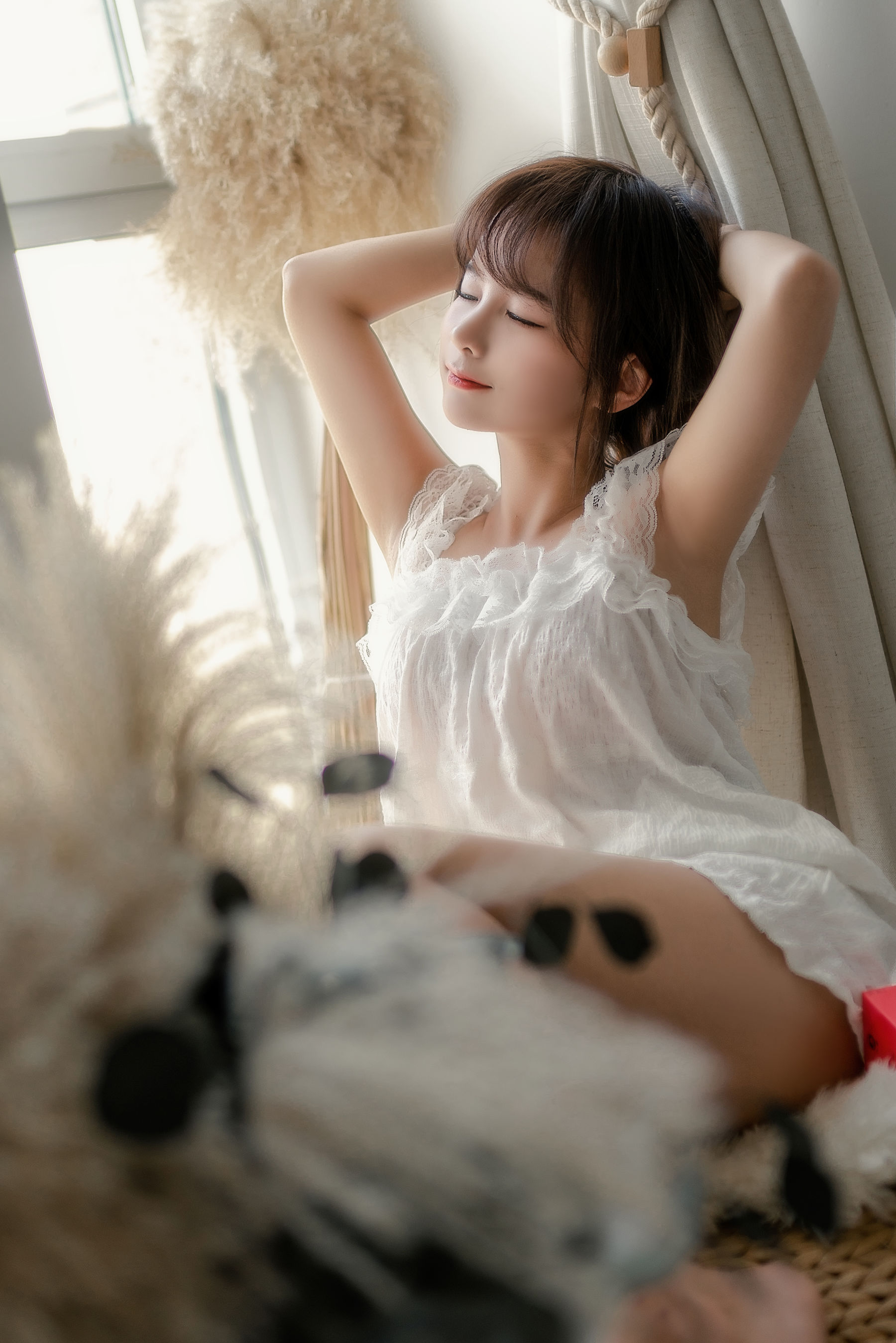 [COS welfare] 蠢 – 大 象 白 睡衣
