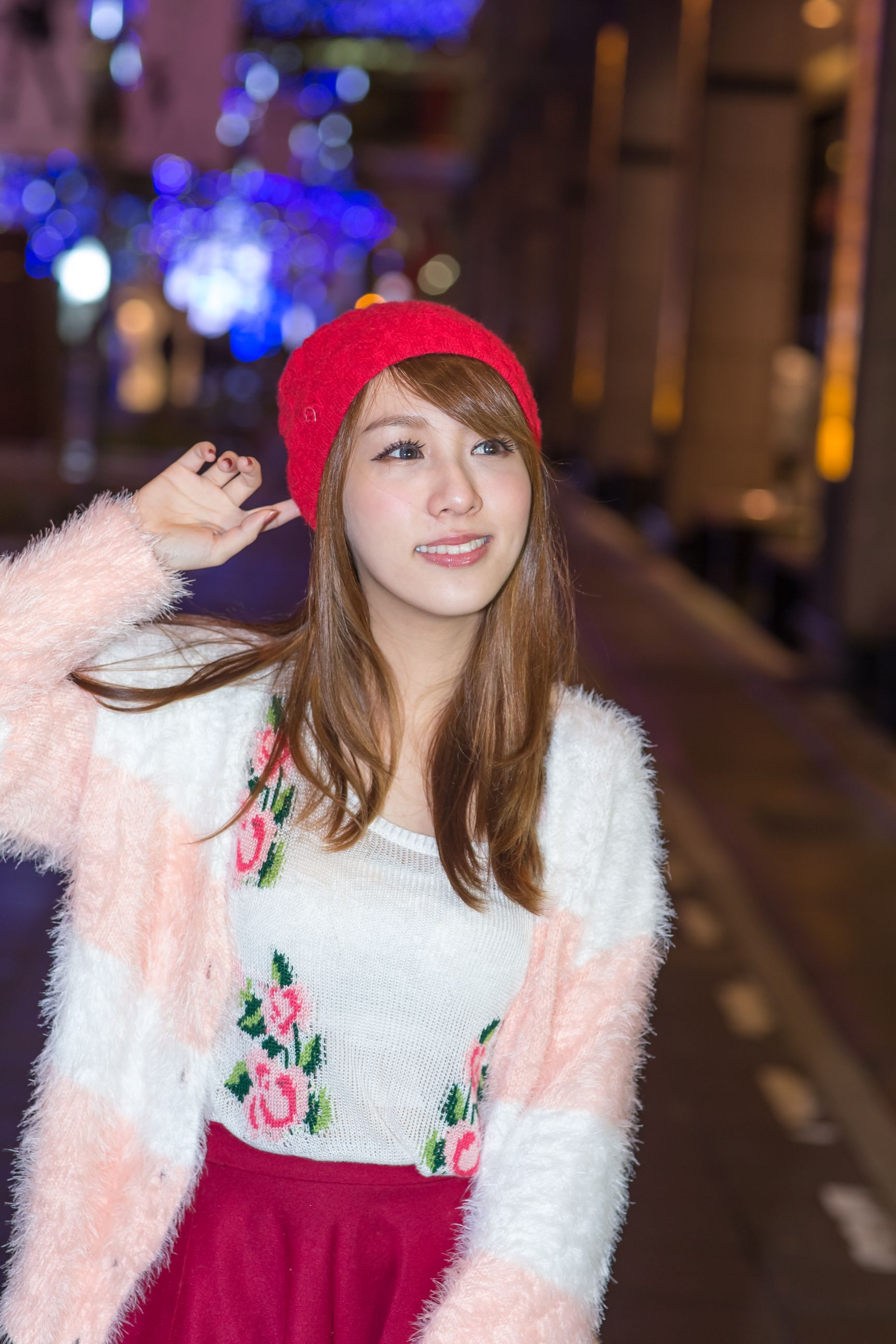 Taiwan Zhengmei Lu Xiaosushi / Lu Siying “Black Sile Night Take” photo set