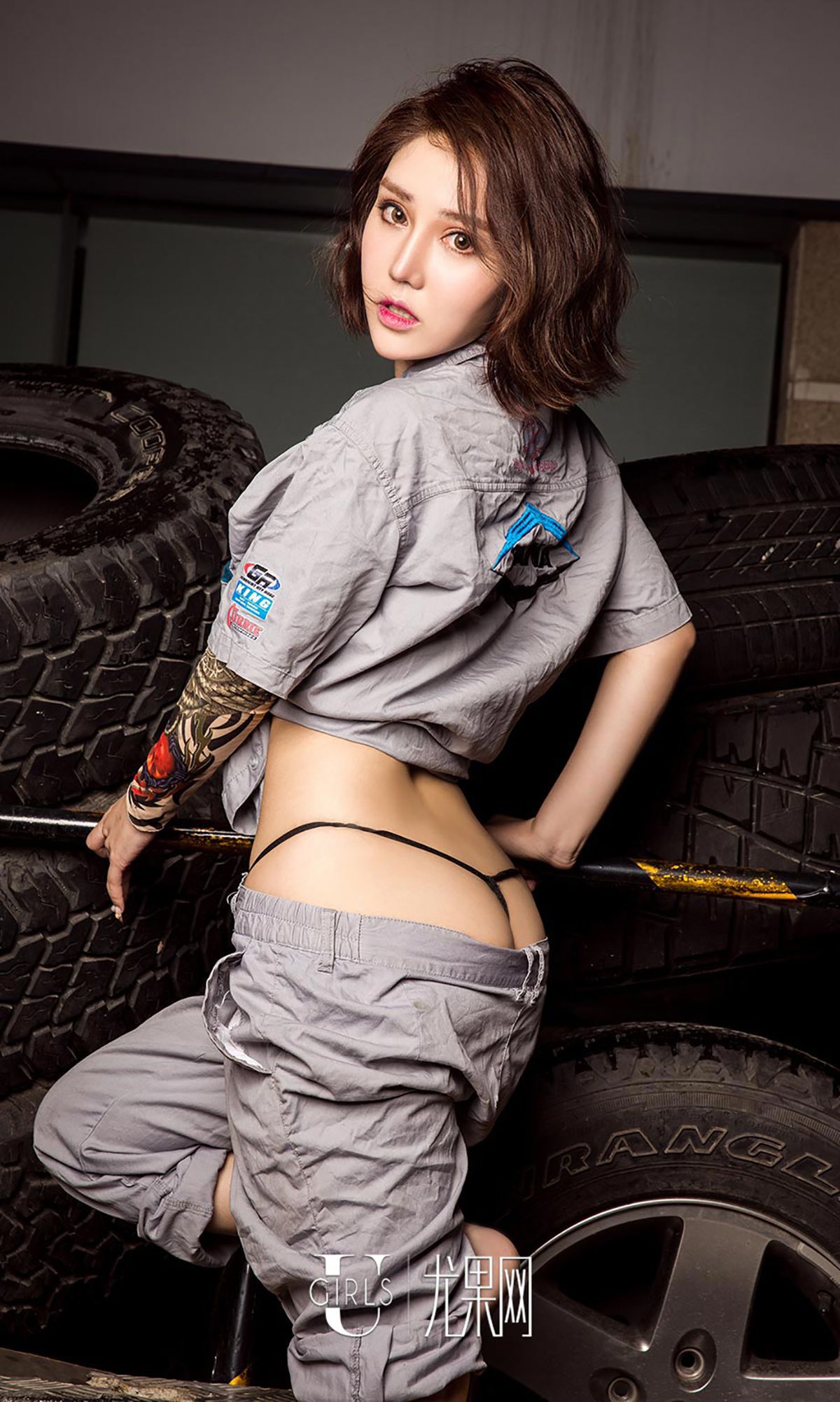 Wang Erlin’s “You Have to Be a Tender Girl to Repair Your Car” [爱尤物Ugirls] No.413 Photo Album