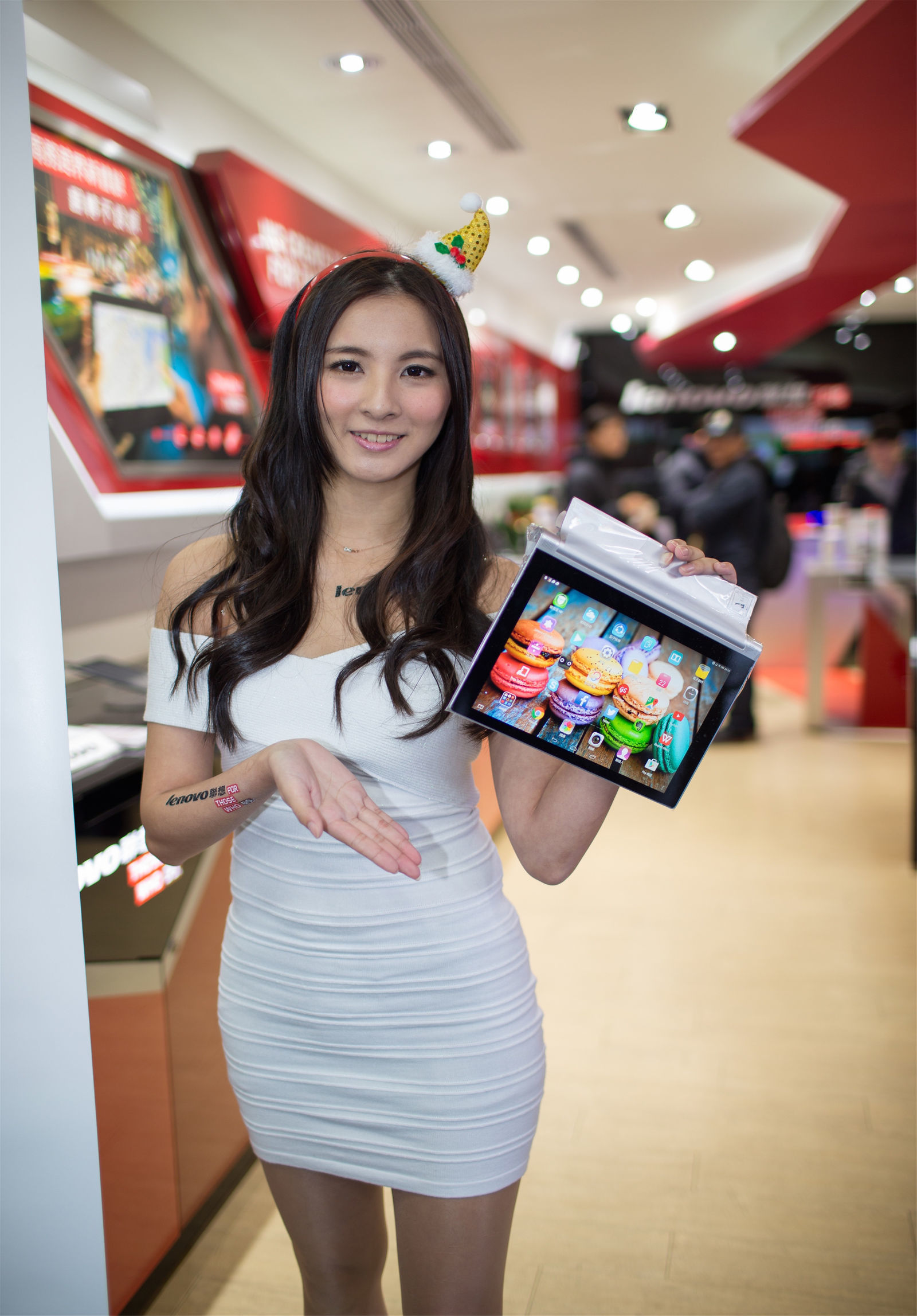 Du Kewei Avy “Taipei Guanghua Shopping Mall” Lenovo Counter Promoter Photo Collection